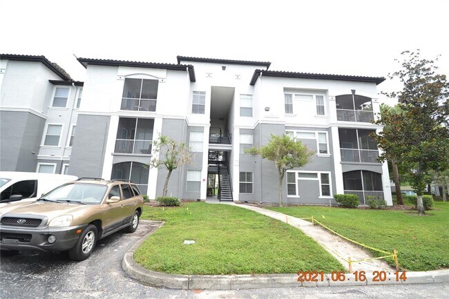 Building Photo - 5511 Legacy Crescent Pl