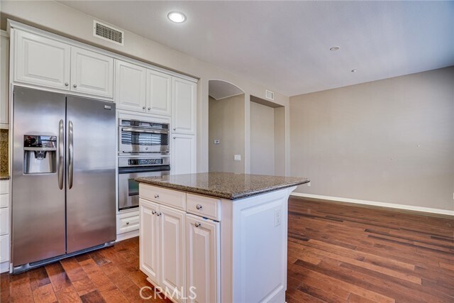 Building Photo - 6257 Pacific Pointe Dr