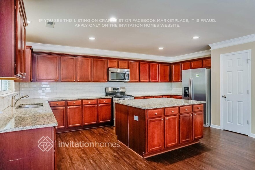 Building Photo - 2936 Roundleaf Ct