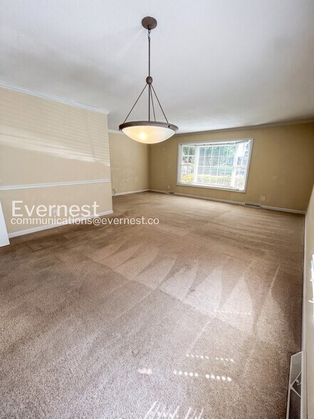 Building Photo - 1231 Willowlake Ct