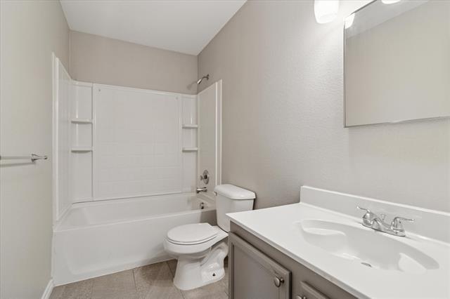 Building Photo - 2600 Teal Cove Ln