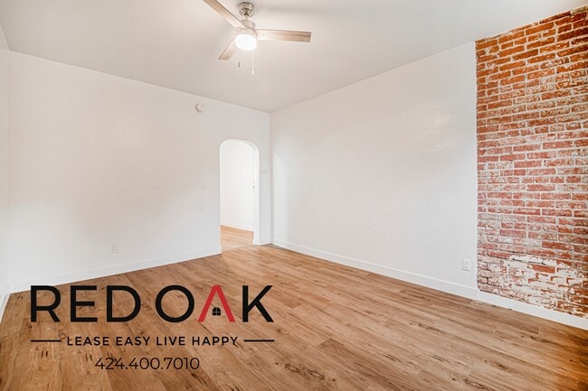 Primary Photo - 974 S Gramercy Pl