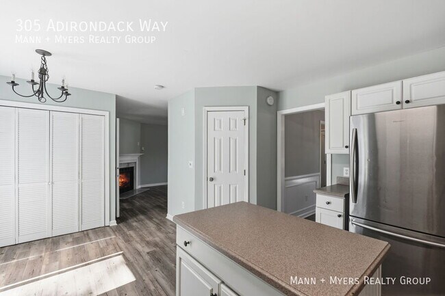 Building Photo - 305 Adirondack Way