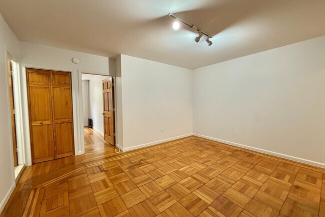 Floorplan - 175 Pinehurst Avenue