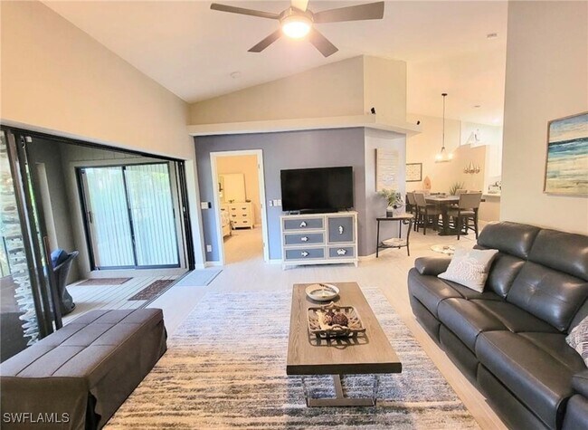 Building Photo - 17611 Marco Island Ln