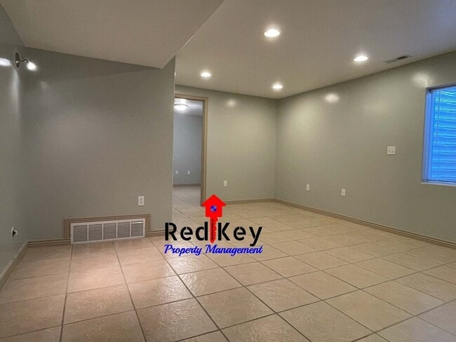 Building Photo - Fermin Ln Single Family Home