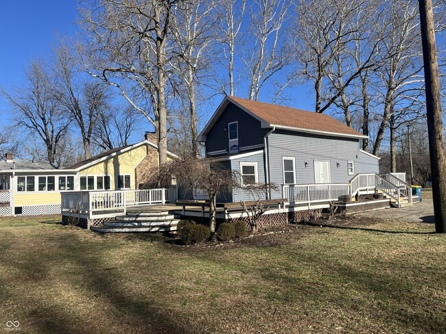 Building Photo - 1480 E 71st St