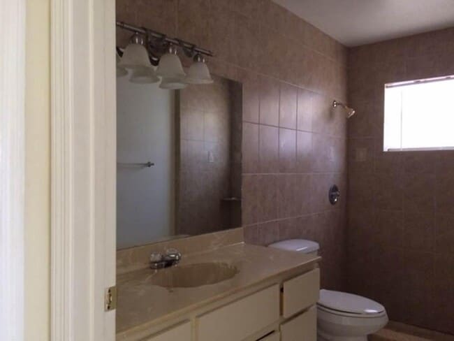 Building Photo - 4328 Woodstock Dr