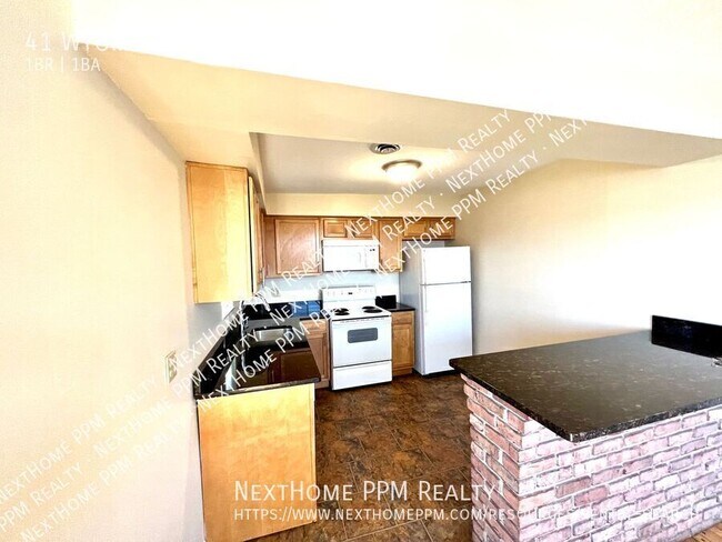 Building Photo - 41 Wyoming St