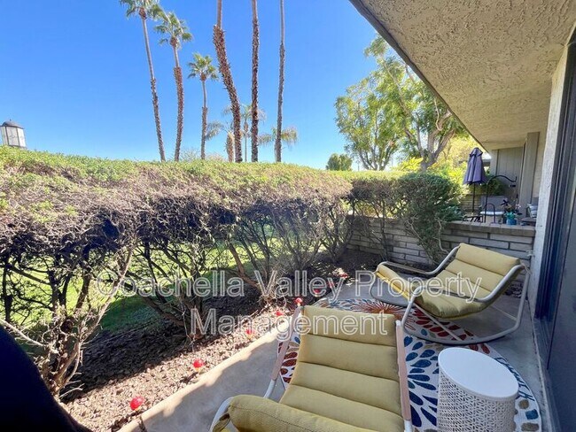 Building Photo - 1310 Campeon Cir