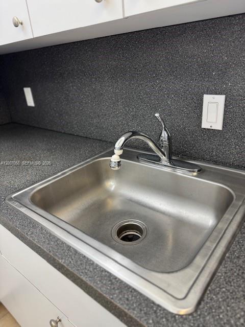 Building Photo - 2425 NE 135th St