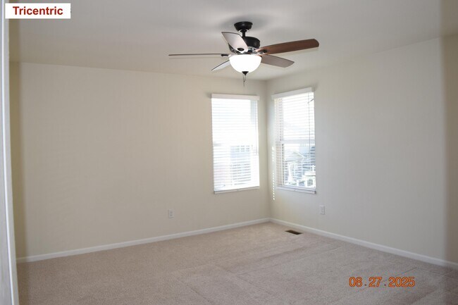 Building Photo - 49577 Shoreline Dr