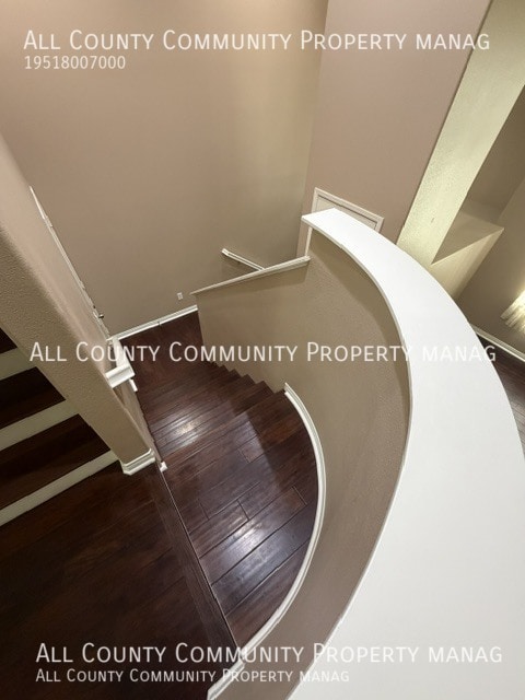 Building Photo - 315 W Linden Dr