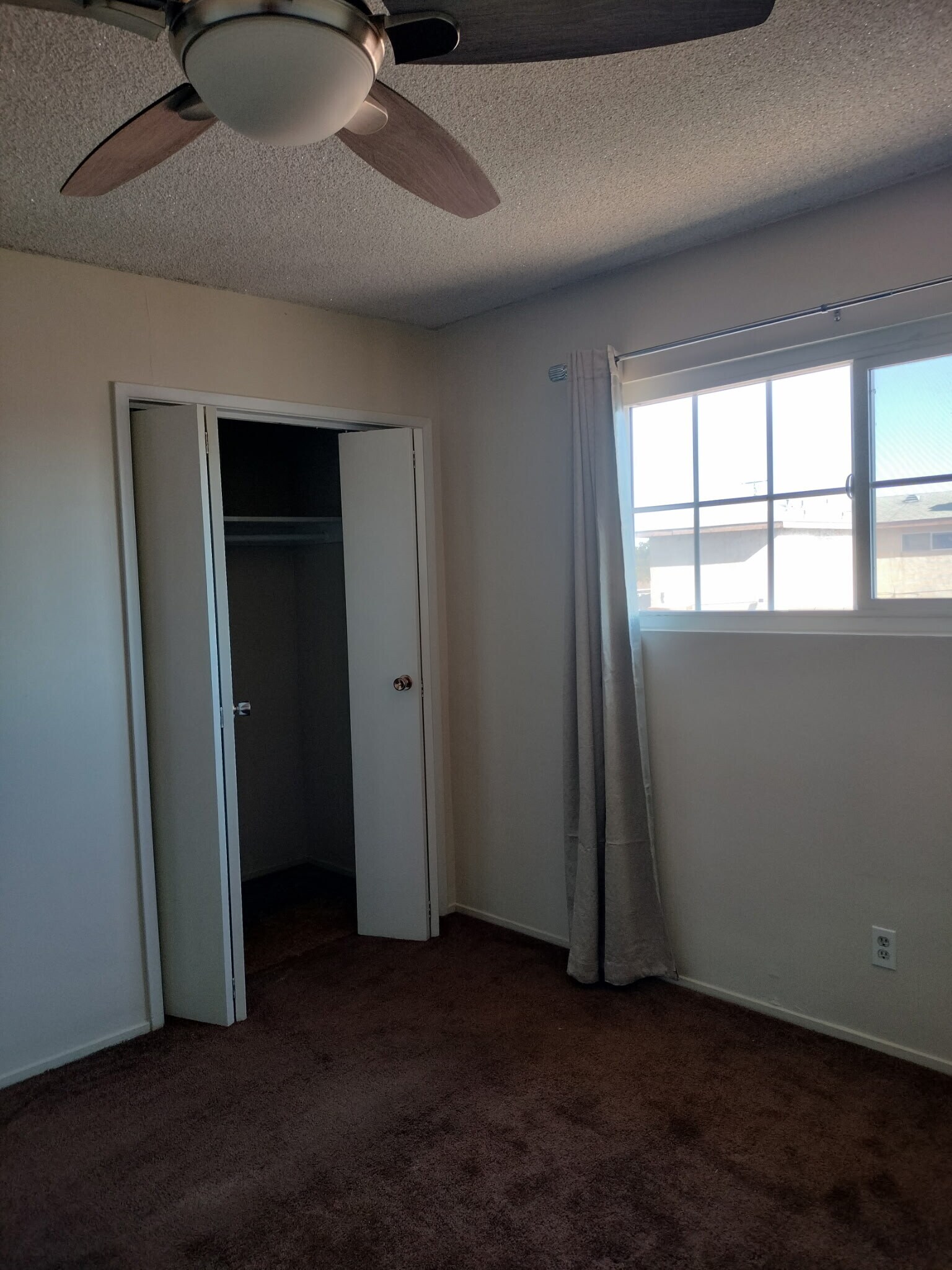 Building Photo - 4364 W 133rd St