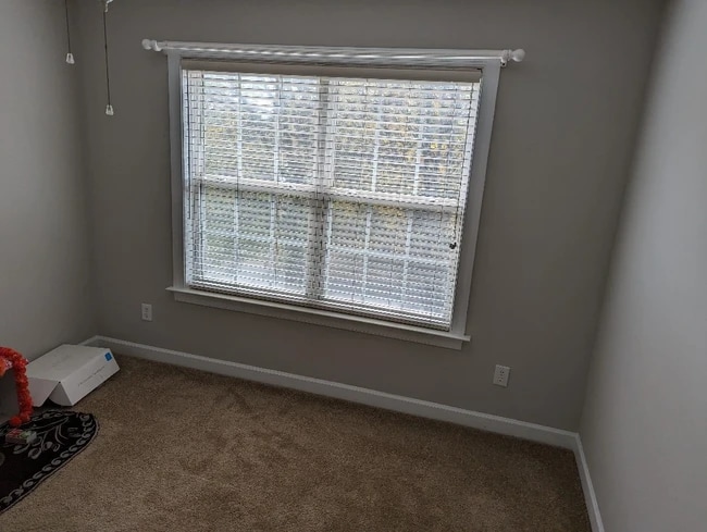 Building Photo - 9559 Numenore Dr