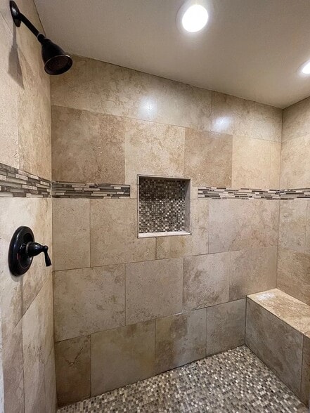 Building Photo - 1664 Messina Dr