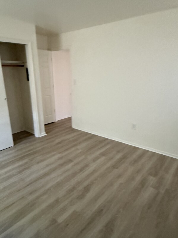 Building Photo - 312-314 Convery Blvd