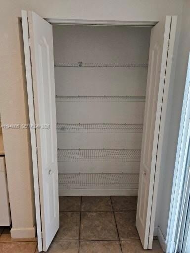 Building Photo - 2160 NE 37th Rd