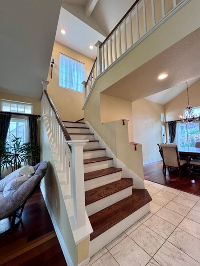 Building Photo - 5 bedroom South Temecula home with a Pool ...