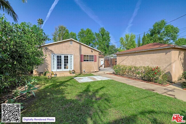 Building Photo - 4722 Ventura Canyon Ave