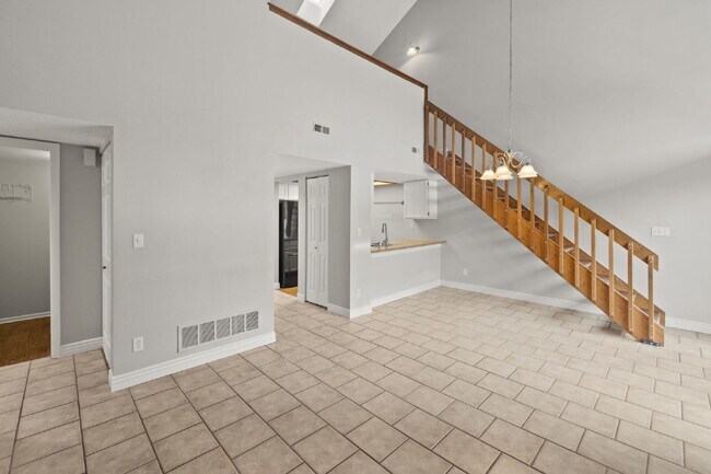 Building Photo - Rockrimmon Condo with Loft, Fireplace & Patio + Pool & Hot Tub