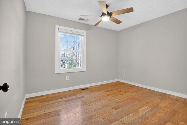 Building Photo - 14982 Gold Post Ct