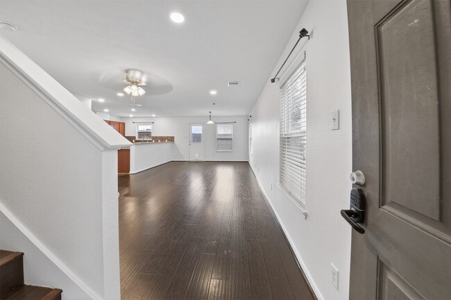 Building Photo - 15019 Trinity Meadow Dr