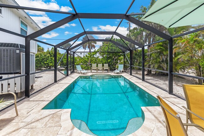 Building Photo - 405 Luke St