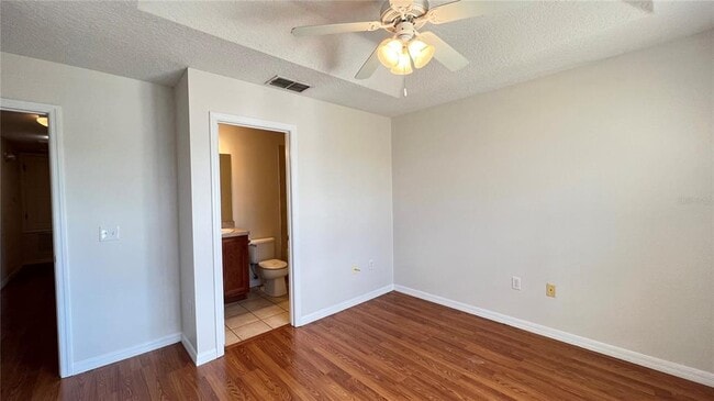 Building Photo - 5350 Paradise Cay Cir