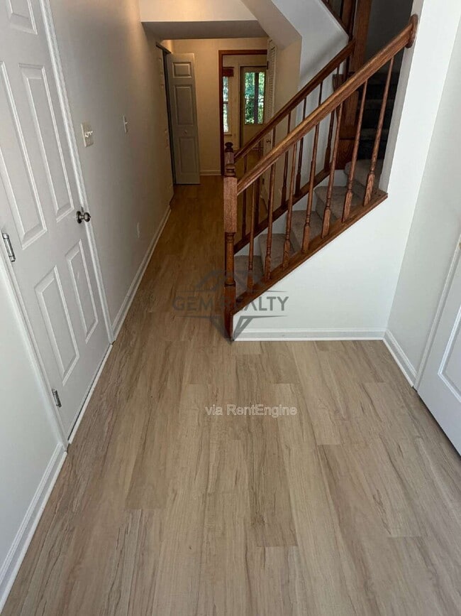 Building Photo - 4710 Turnberry Dr