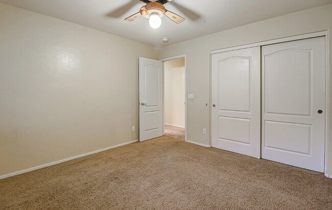Building Photo - 17592 W Copper Ridge Dr
