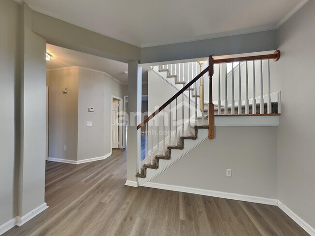 Building Photo - 3 Wingcup Way