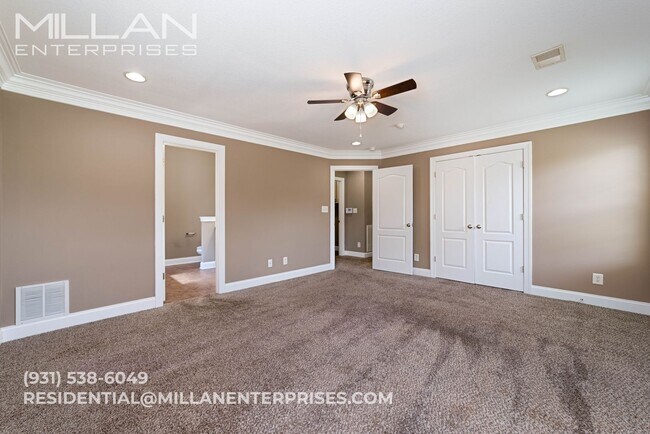 Building Photo - Experience the Best of Country Living with...