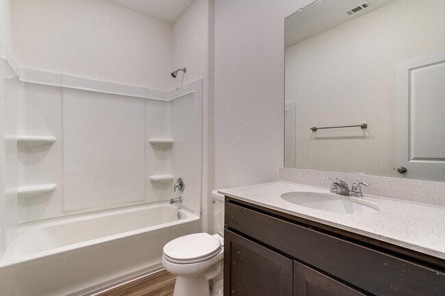 Building Photo - 355 Geode Glen