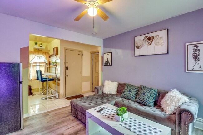 Building Photo - 787 S 13th St