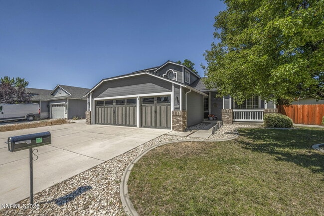 Building Photo - 5045 Pradera St