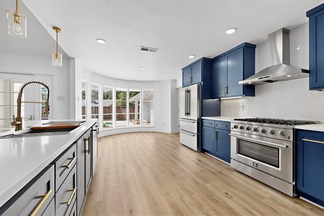 Building Photo - 7116 Town Bluff Dr