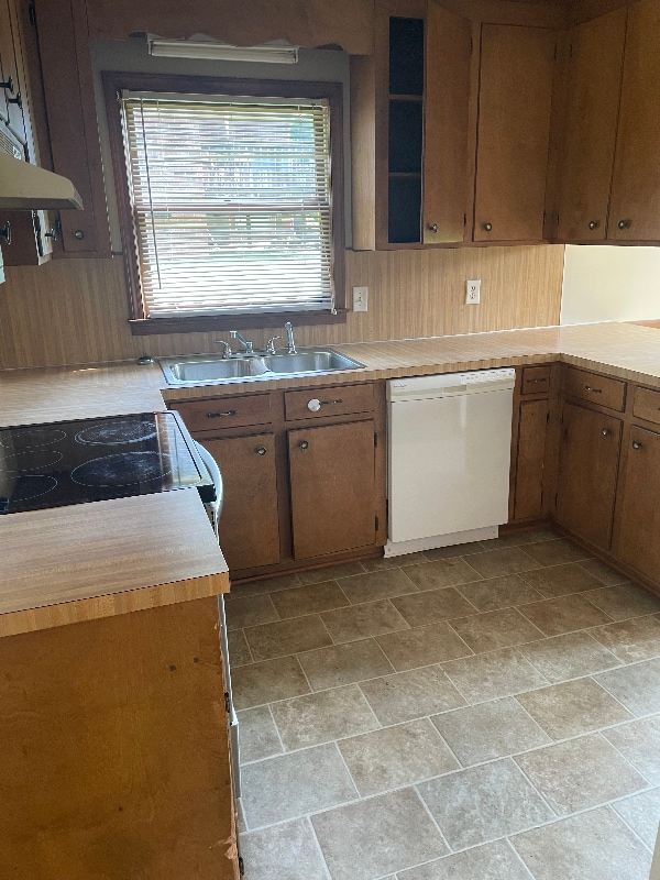 Building Photo - 207 Oak St