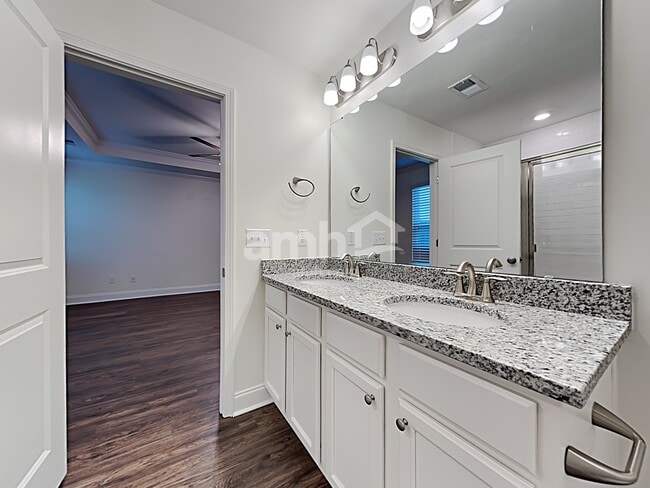 Building Photo - 311 Azore Way