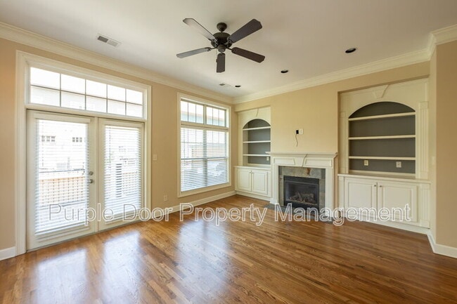 Building Photo - 913 Telfair Close