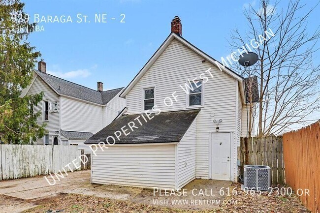 Building Photo - 939 Baraga St NE