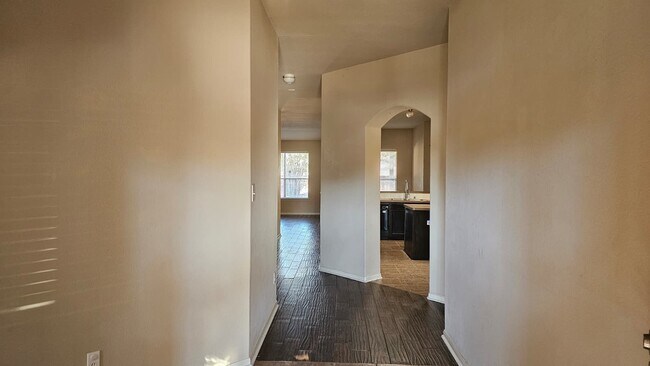 Building Photo - 5750 Ranch Prairie Tr