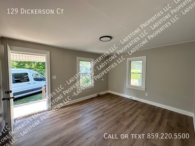 Building Photo - 129 Dickerson Ct