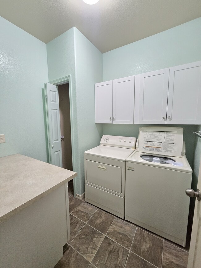 Building Photo - 1255 Woodmoor Acres Dr