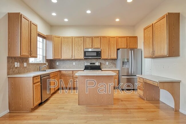 Building Photo - 1508 Royal Troon Dr