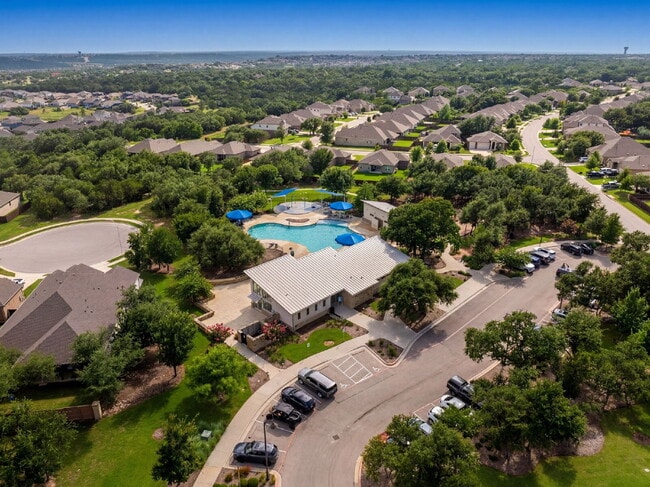 Building Photo - Ready NOW! Greenbelt Wooded Views