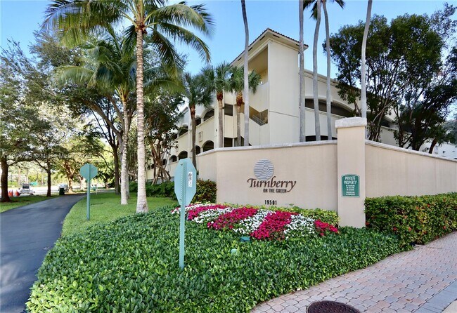 Building Photo - 19501 W Country Club Dr