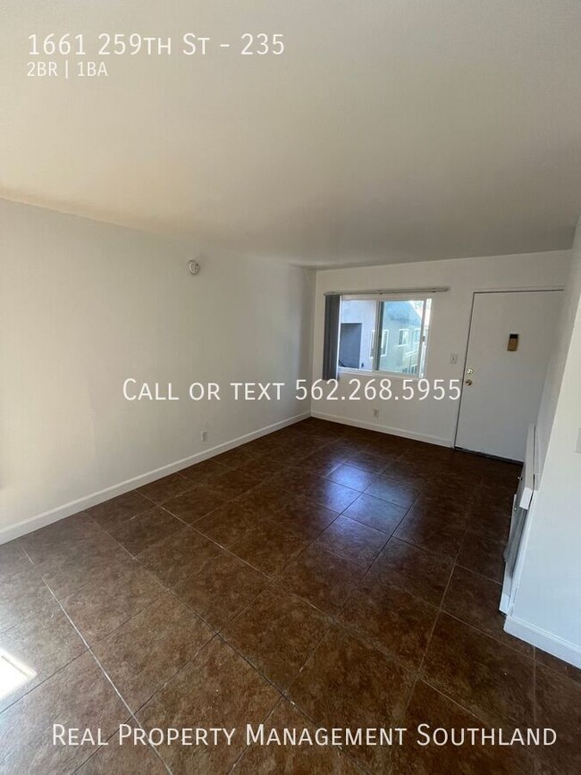 Building Photo - 2 Bed/ 1 Bath Apartment in Harbor City For...