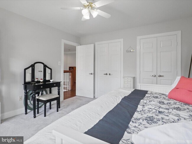 Building Photo - 4407 Jayson Ln