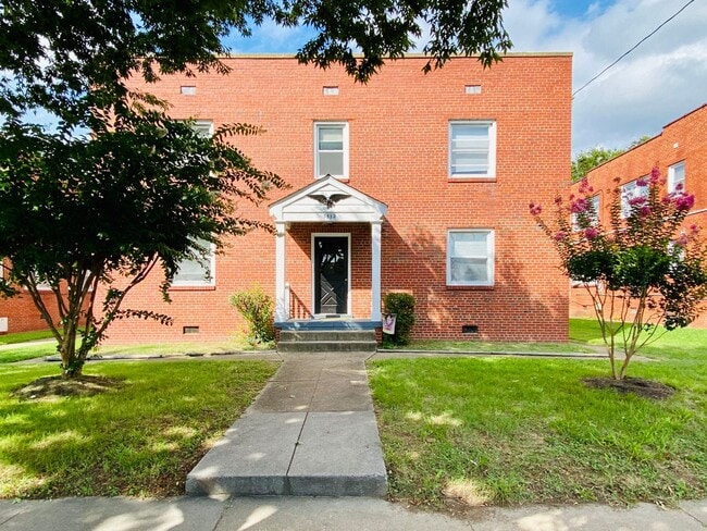 Building Photo - 3532 Floyd Avenue